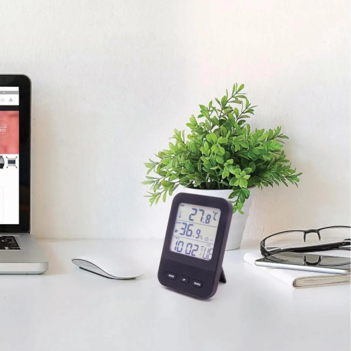 IS Gift Climate Clock Digital Weather Station